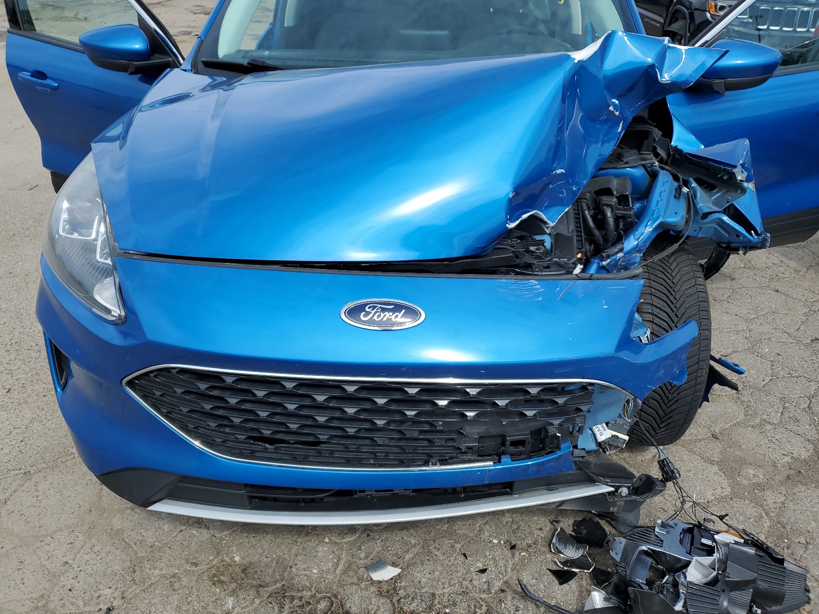 1FMCU9G68MUA00225 2021 Ford Escape Se