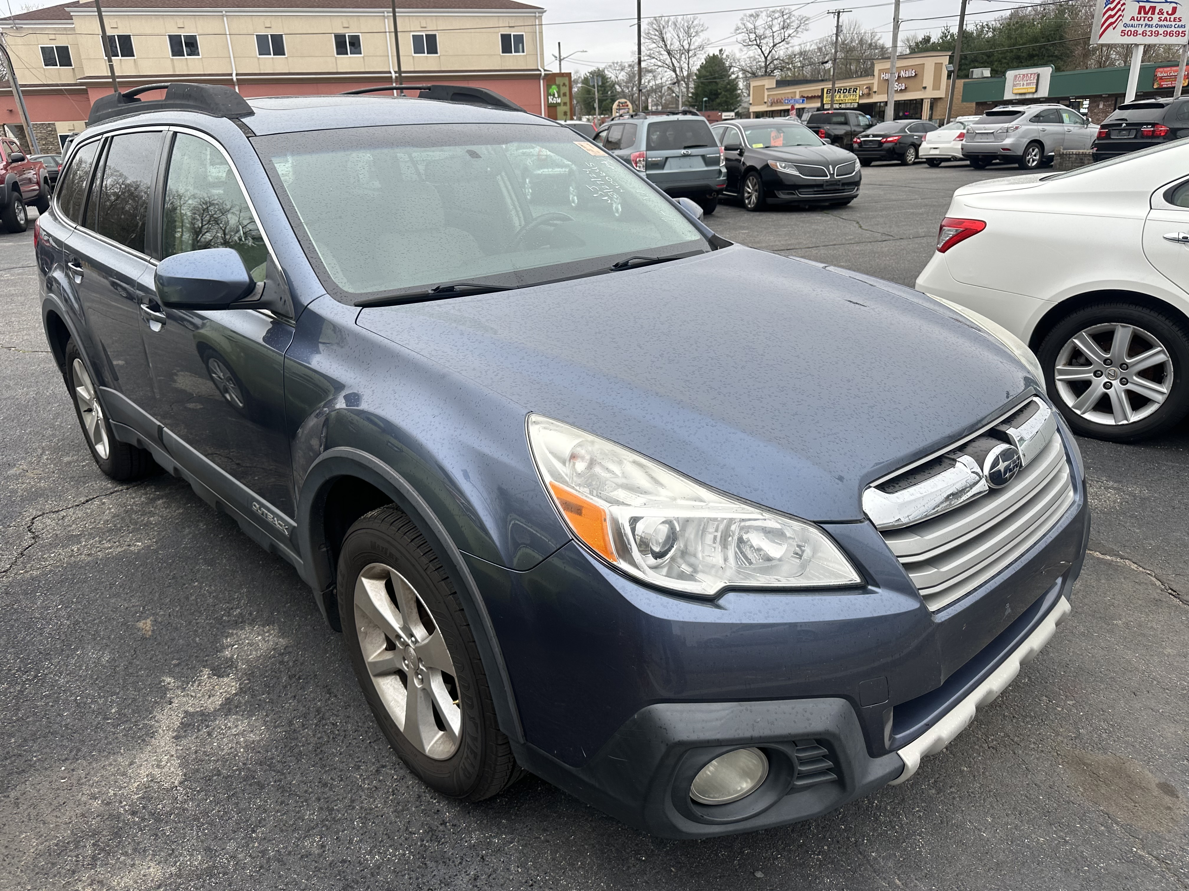 2013 Subaru Outback 2.5I Limited vin: 4S4BRBKC4D3220792