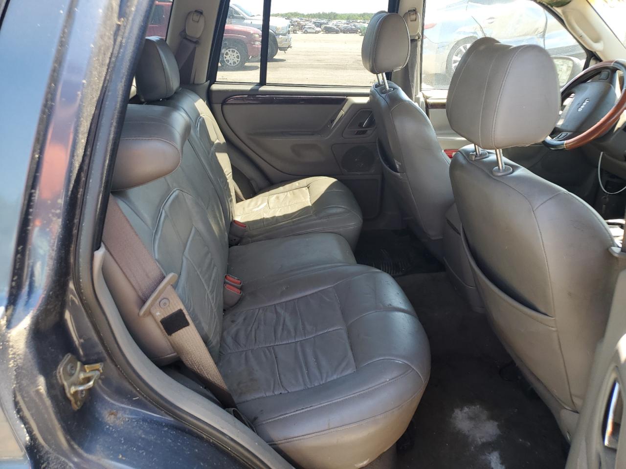 2002 Jeep Grand Cherokee Limited VIN: 1J4GX58N92C135349 Lot: 50621074