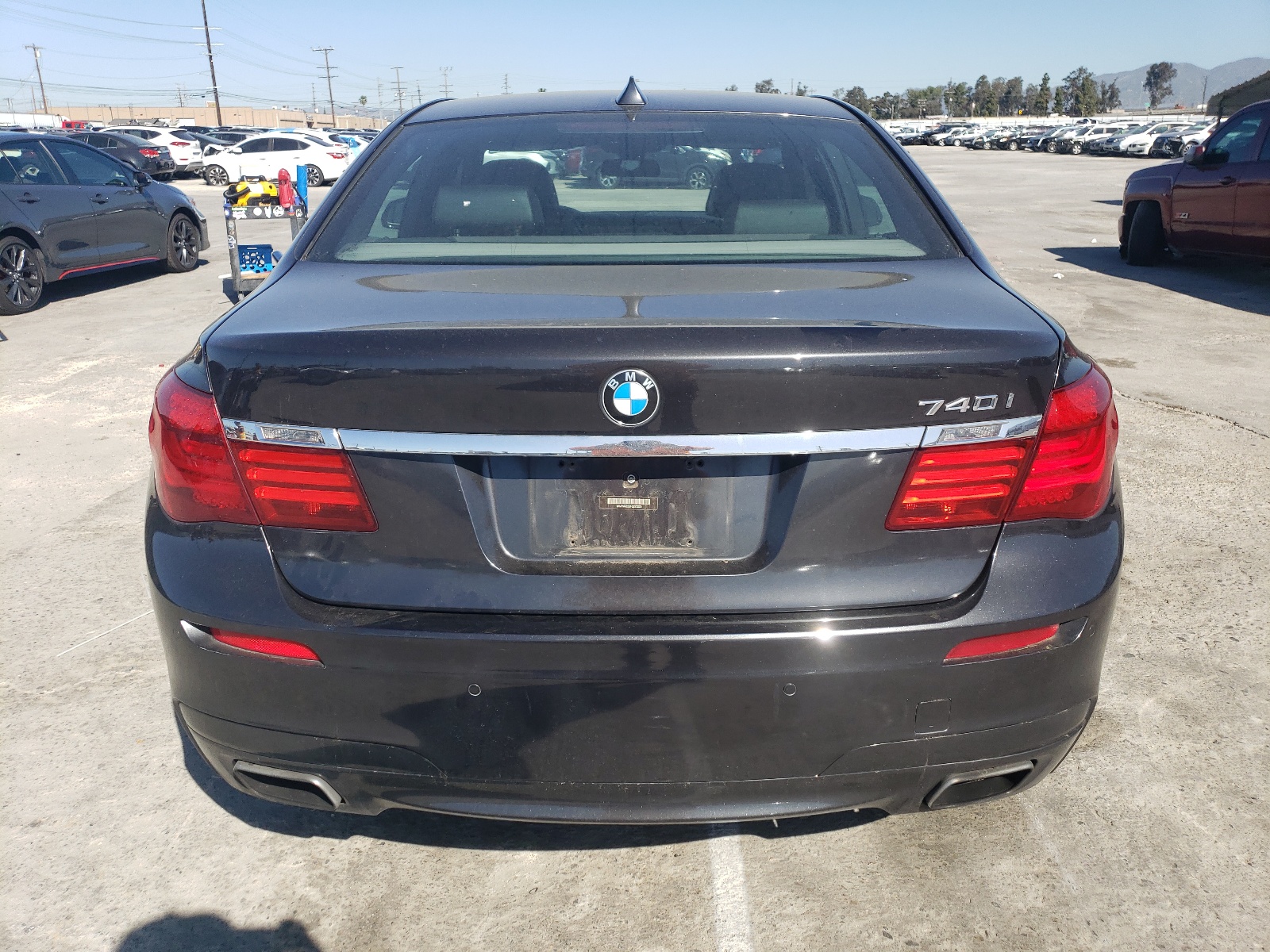 2015 BMW 740 I vin: WBAYA6C58FG273226