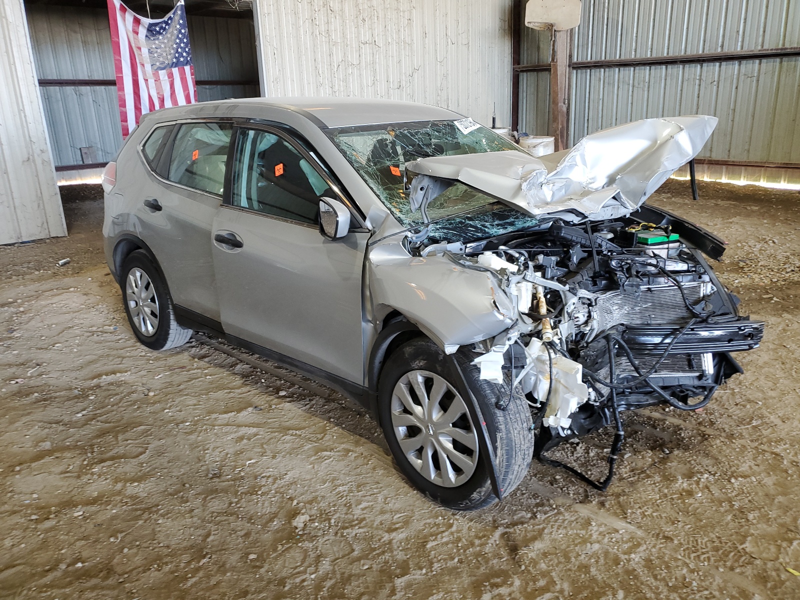 2016 Nissan Rogue S vin: 5N1AT2MT4GC925672