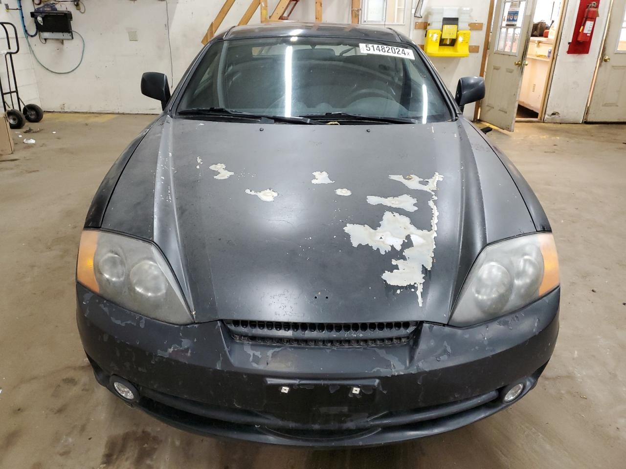 KMHHM65D03U037970 2003 Hyundai Tiburon