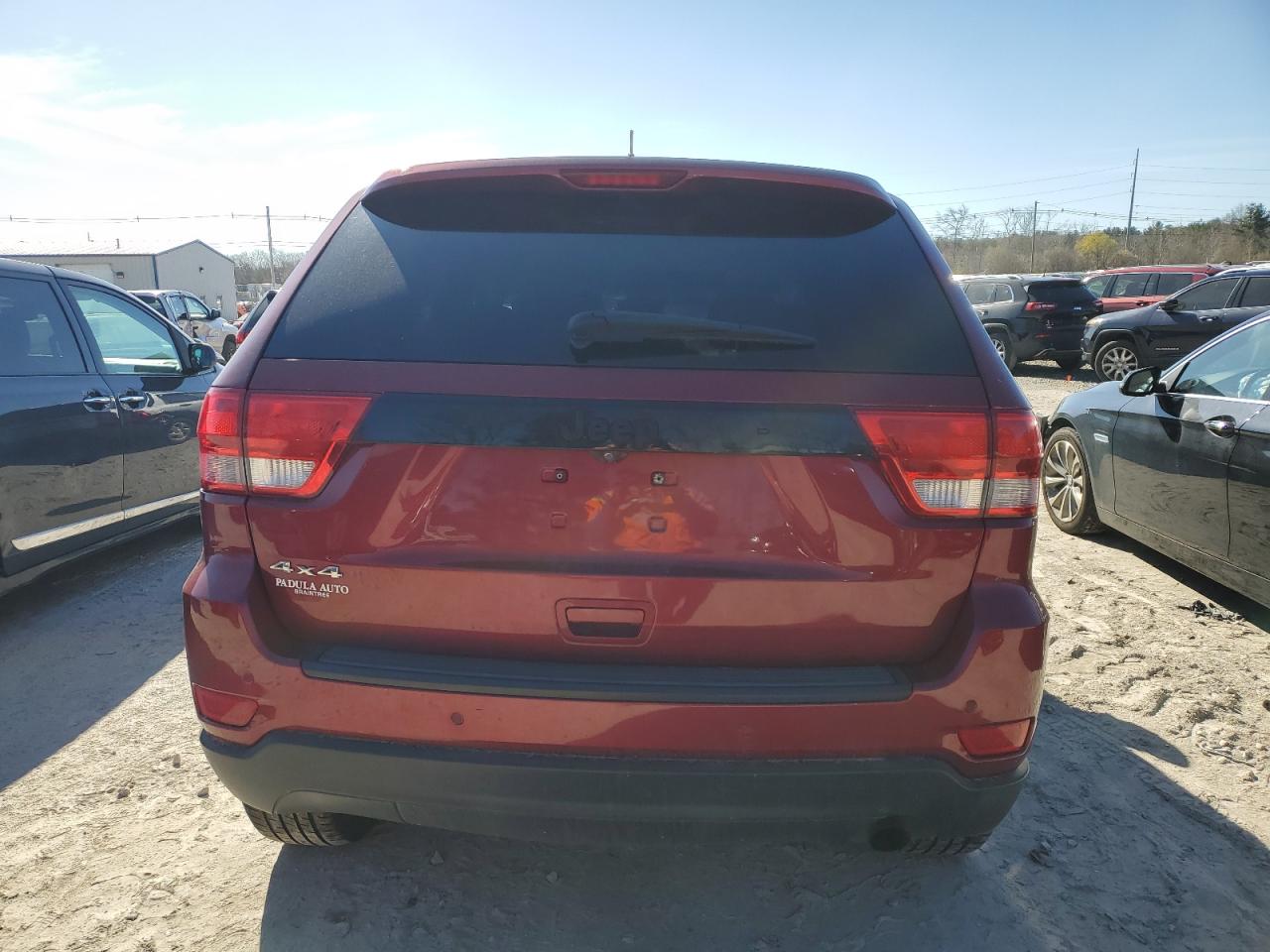 1C4RJFAG8CC329146 2012 Jeep Grand Cherokee Laredo