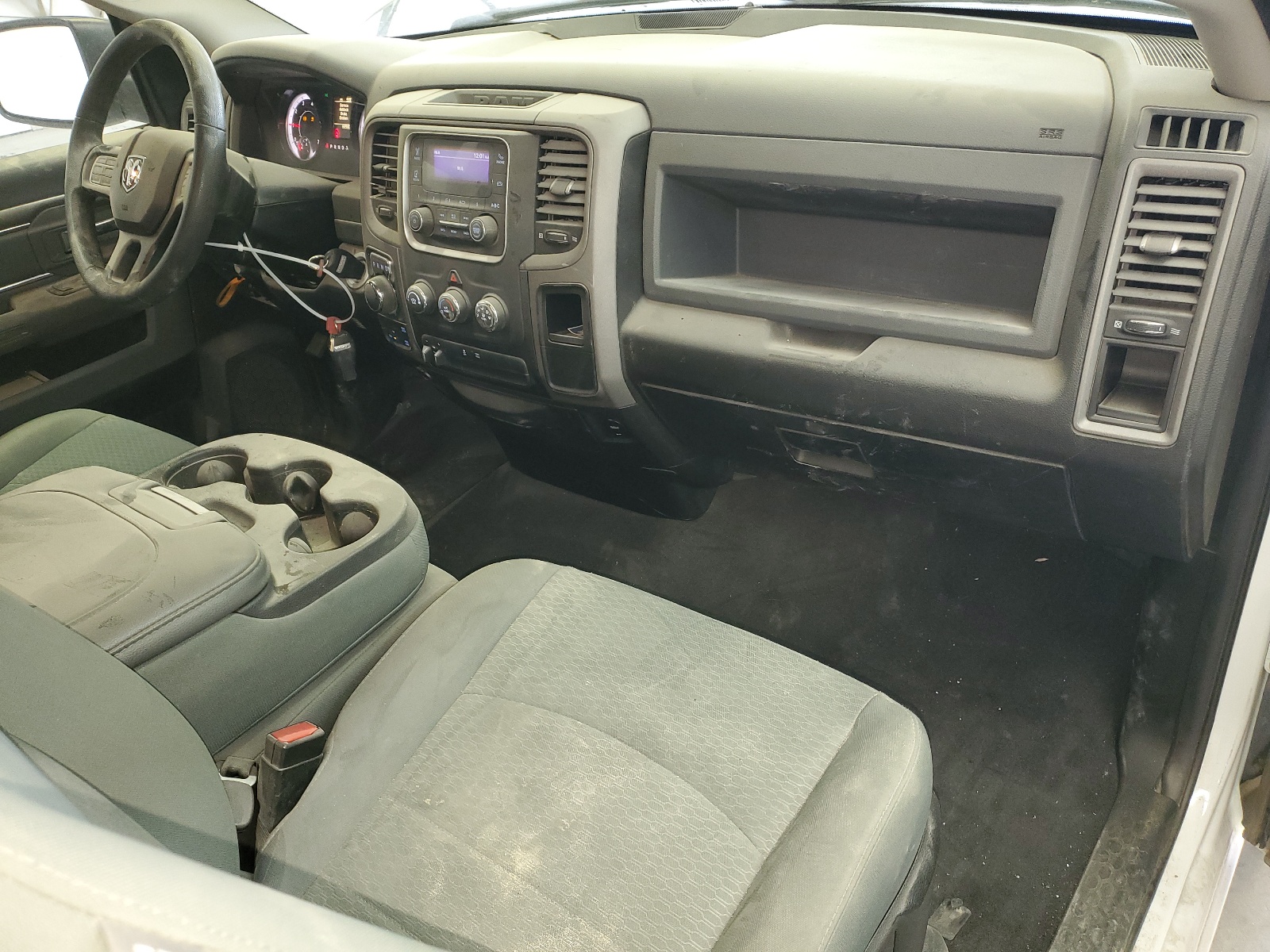 3C6JR7DG0KG502443 2019 Ram 1500 Classic Tradesman