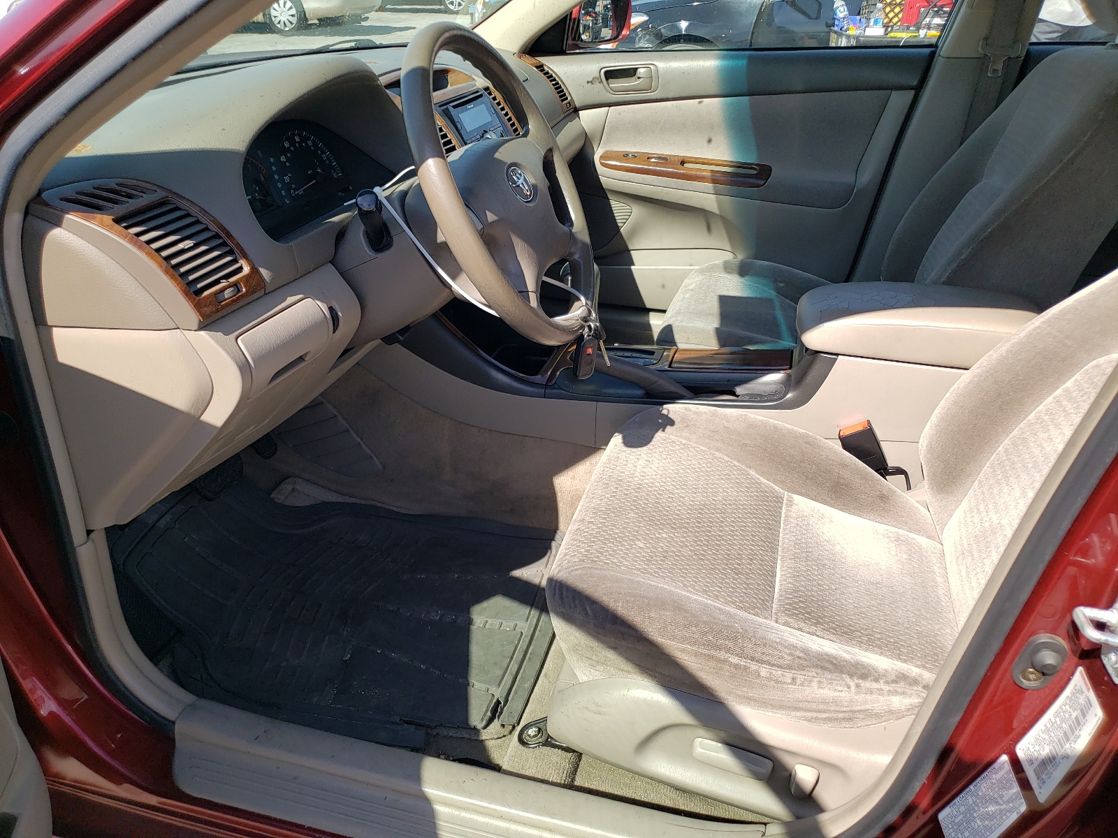 JTDBE32K430173731 2003 Toyota Camry Le