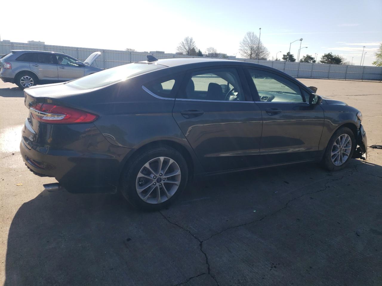 2020 Ford Fusion Se VIN: 3FA6P0HD2LR247835 Lot: 48310994