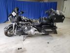 2003 Harley-Davidson Flhtcui  продається в Hurricane, WV - All Over