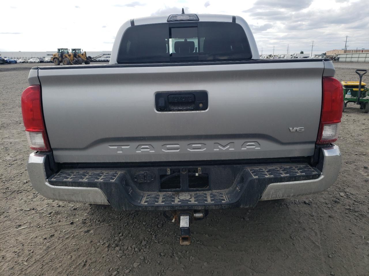 2017 Toyota Tacoma Double Cab VIN: 5TFCZ5AN2HX078843 Lot: 52343474