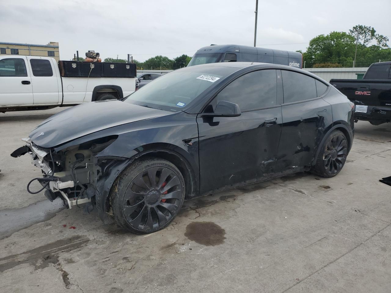 7SAYGDEF6PF748253 Tesla Model Y 