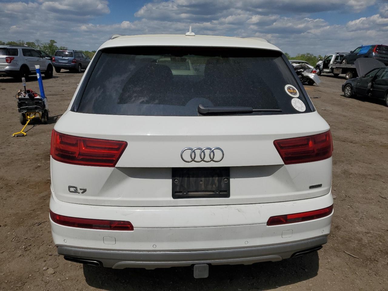 2017 Audi Q7 Premium Plus VIN: WA1LHAF78HD050241 Lot: 52080644