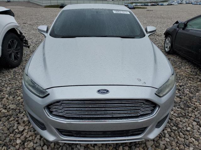 Седаны FORD FUSION 2016 Серебристый