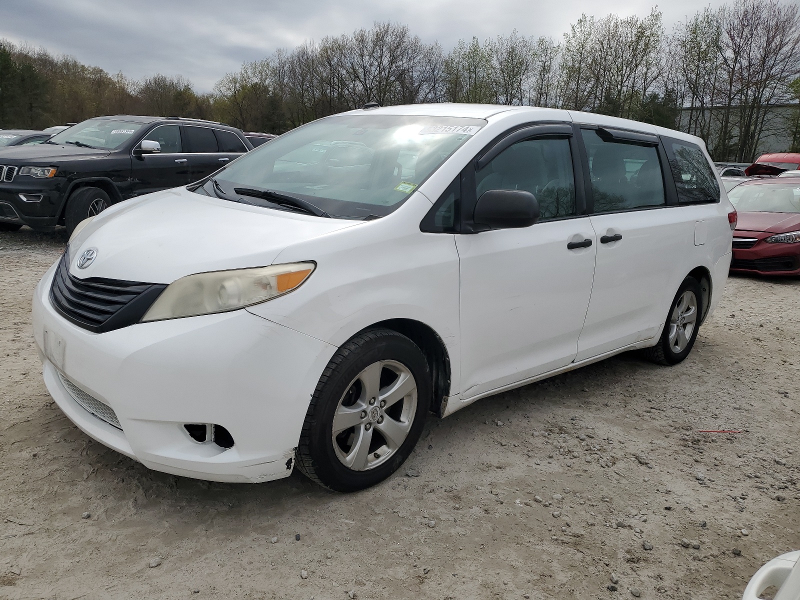 2013 Toyota Sienna vin: 5TDZK3DC5DS287863