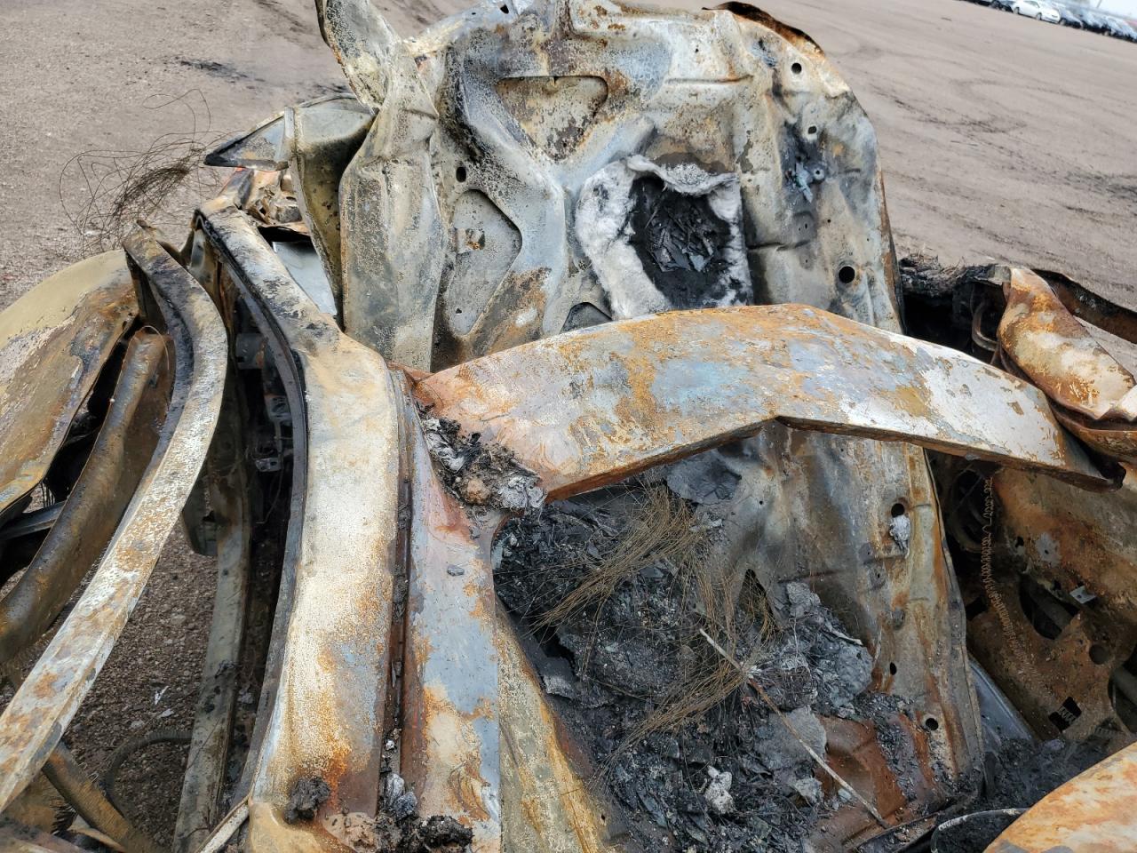 2011 Ford Escape Limited VIN: 1FMCU0E71BKC41088 Lot: 52127044