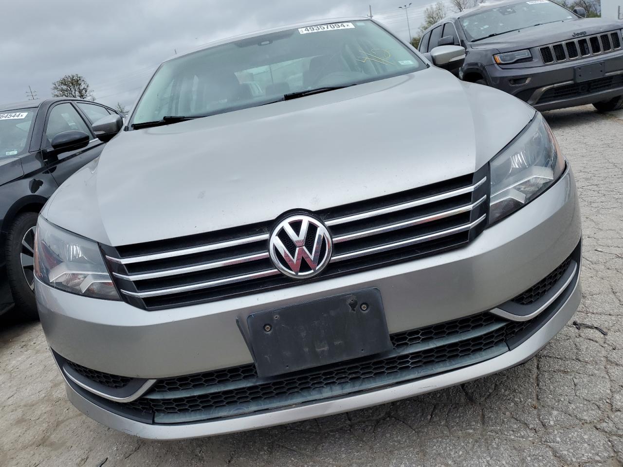 1VWBP7A35DC044292 2013 Volkswagen Passat Se