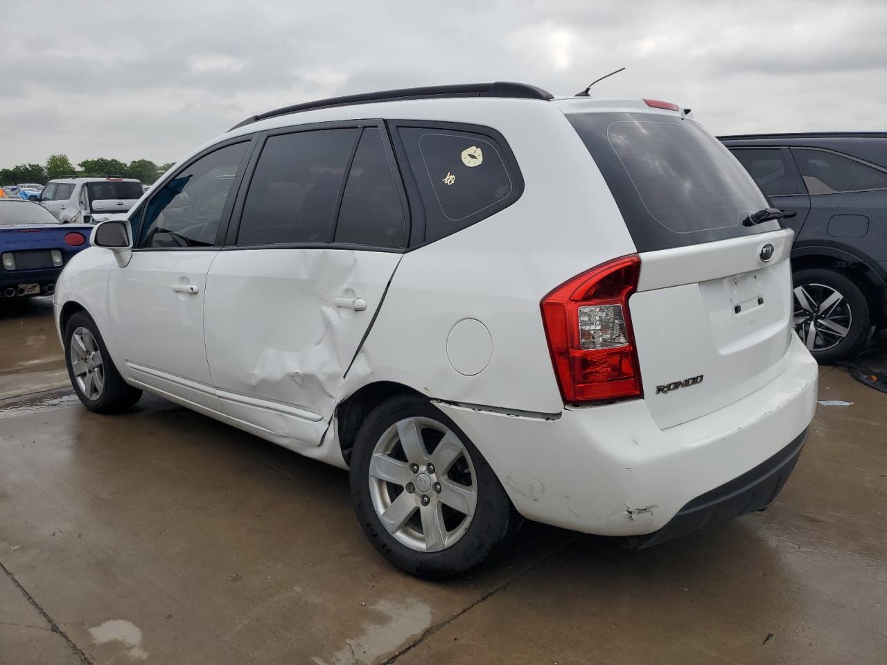 2008 Kia Rondo Lx VIN: KNAFG526887154976 Lot: 52313604