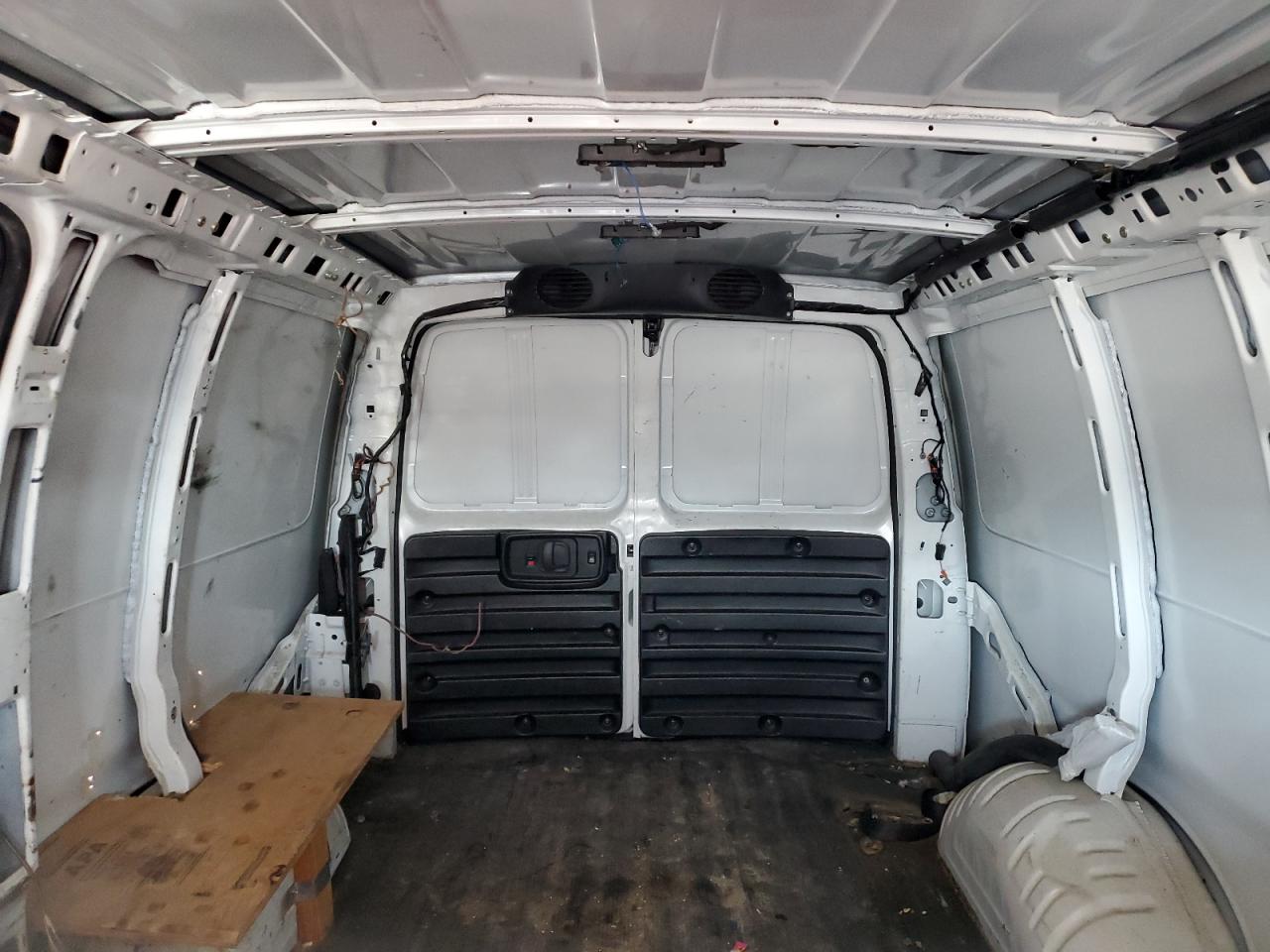 2019 Chevrolet Express G2500 VIN: 1GCWGAFG2K1318912 Lot: 51414774