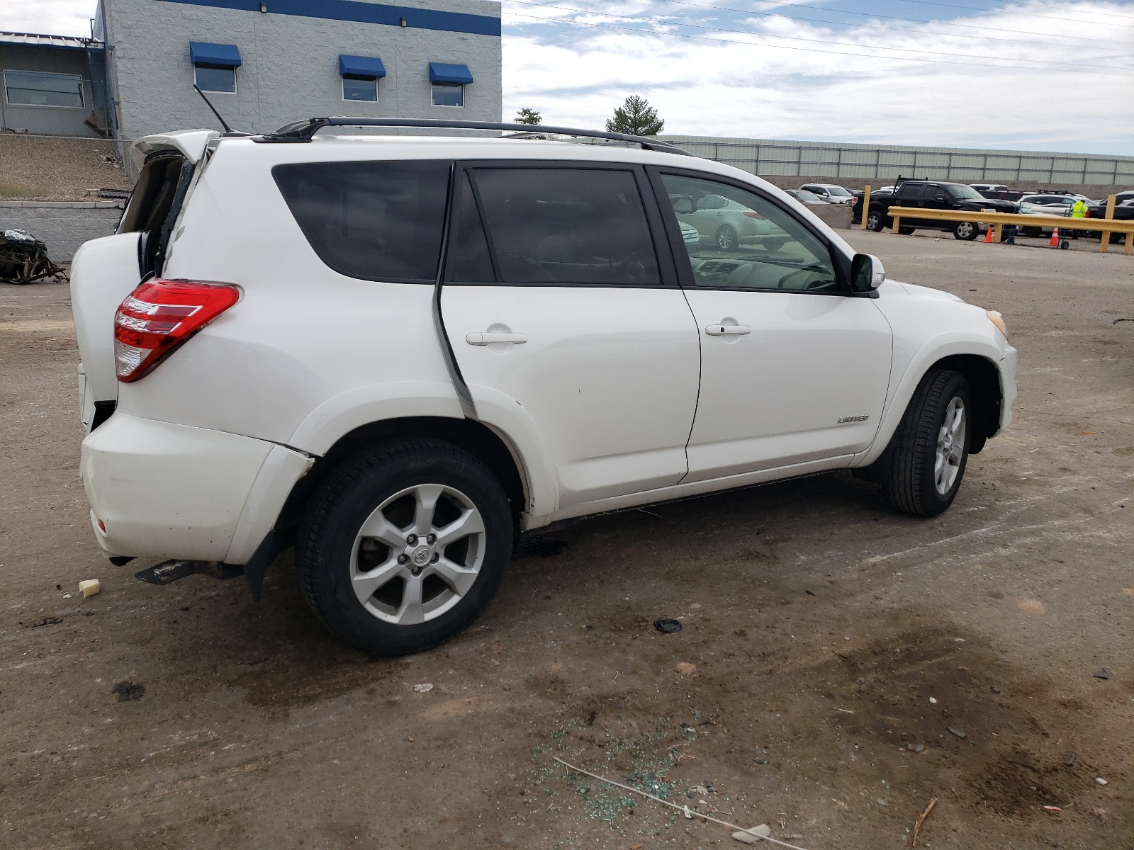 2T3YF4DV2BW062819 2011 Toyota Rav4 Limited