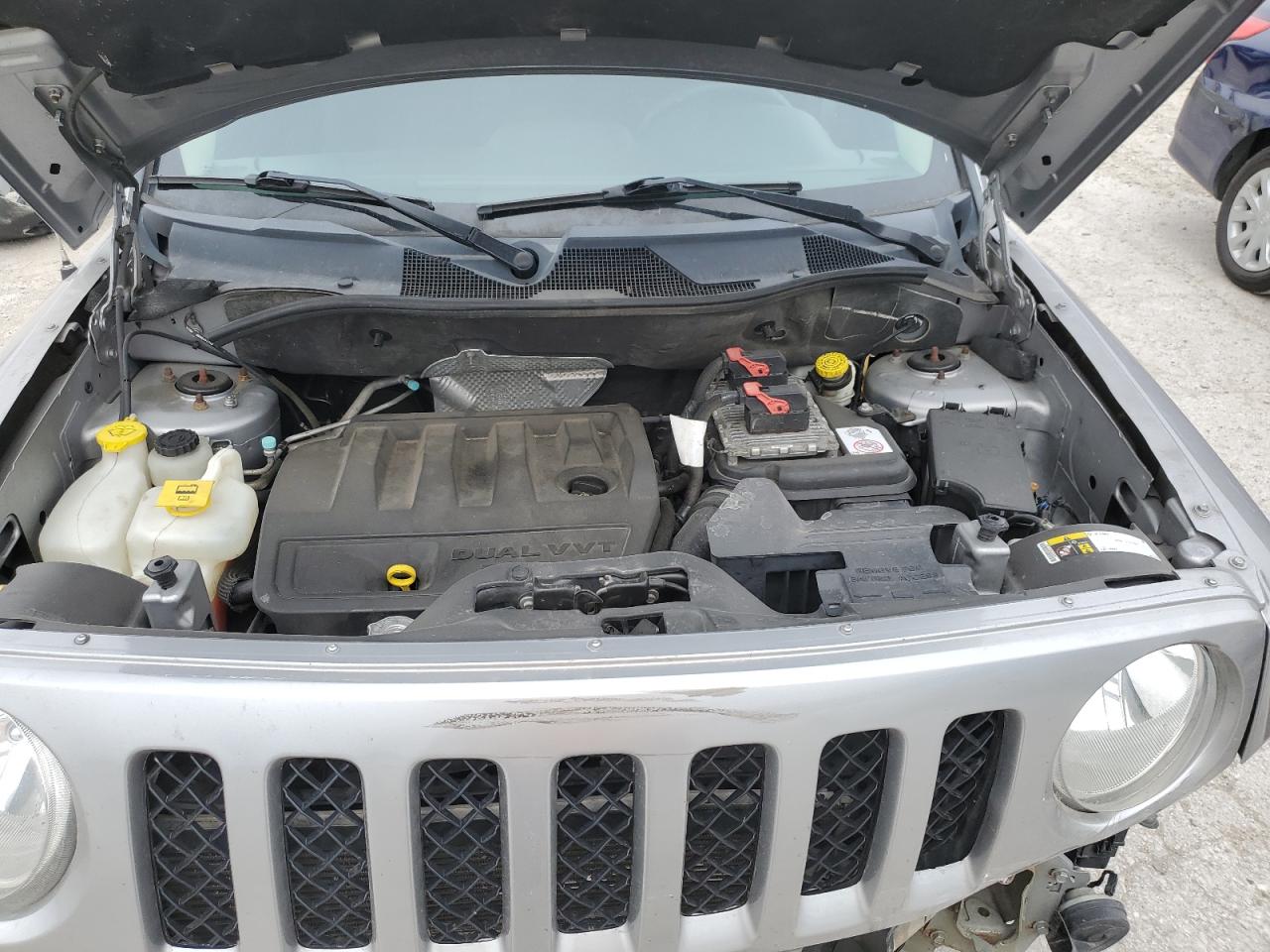 1C4NJPBBXFD342051 2015 Jeep Patriot Sport