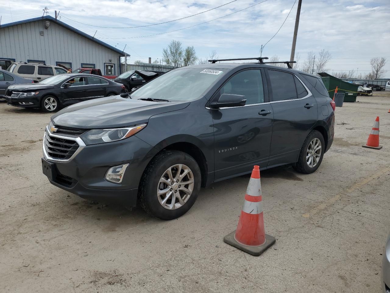 2GNAXSEV9J6240602 2018 CHEVROLET EQUINOX - Image 1