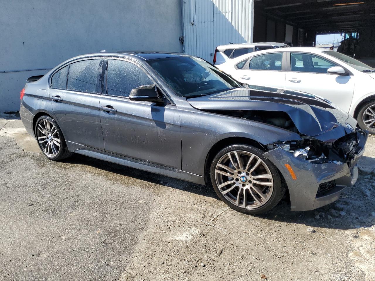 VIN WBA3A9G50DNP36054 2013 BMW 3 SERIES no.4