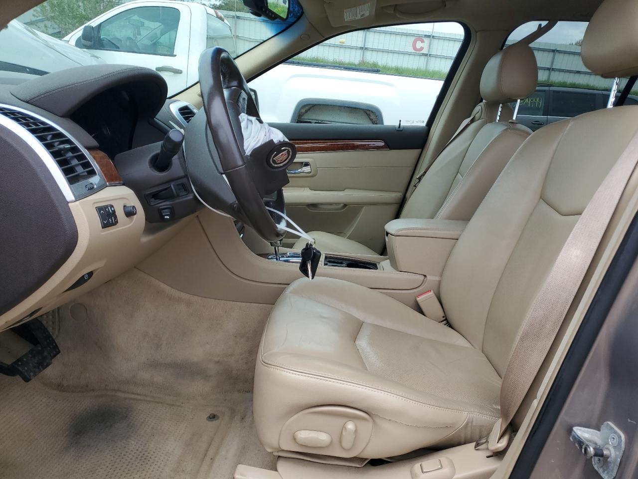 2008 Cadillac Srx VIN: 1GYEE437080172039 Lot: 52384624