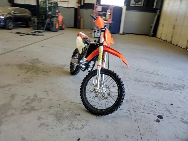 2024 Ktm 350 Xc-F VIN: VBKXCP430RM293082 Lot: 51652224