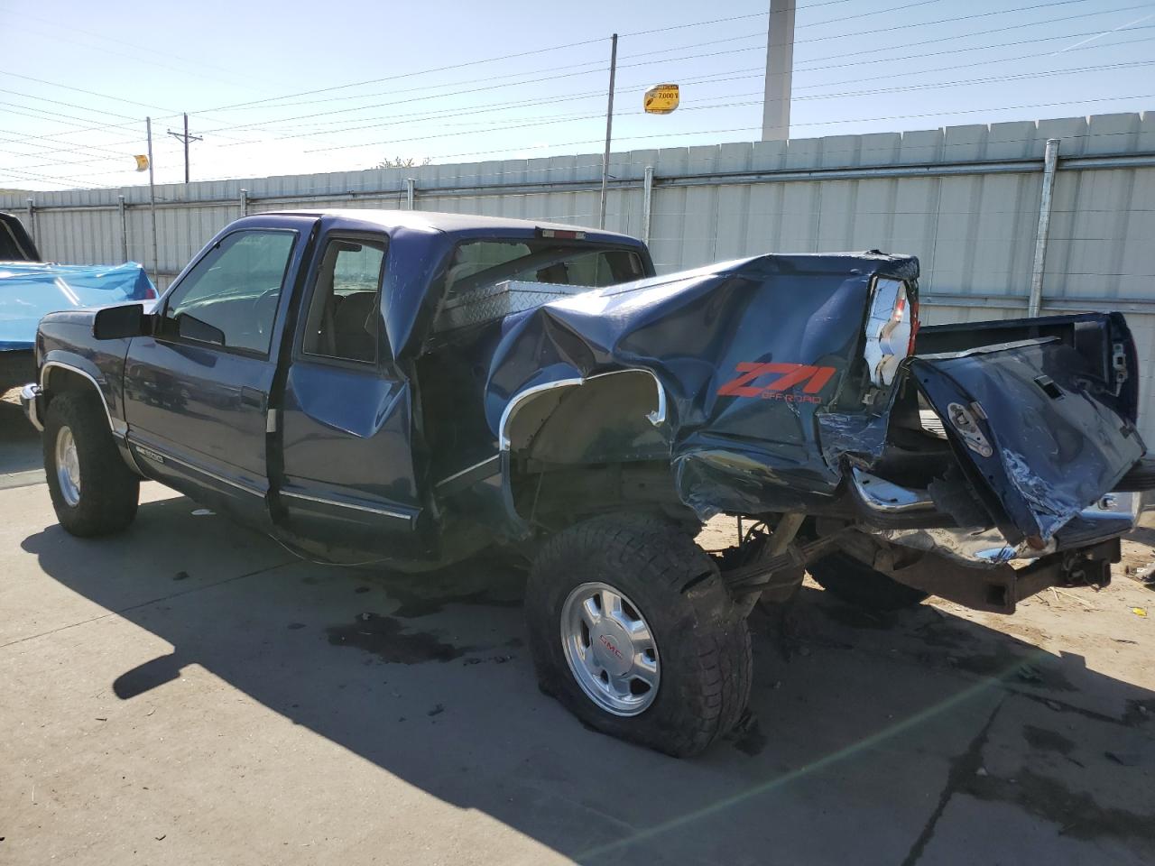 1996 GMC Sierra K1500 VIN: 2GTEK19R4T1562600 Lot: 50612474