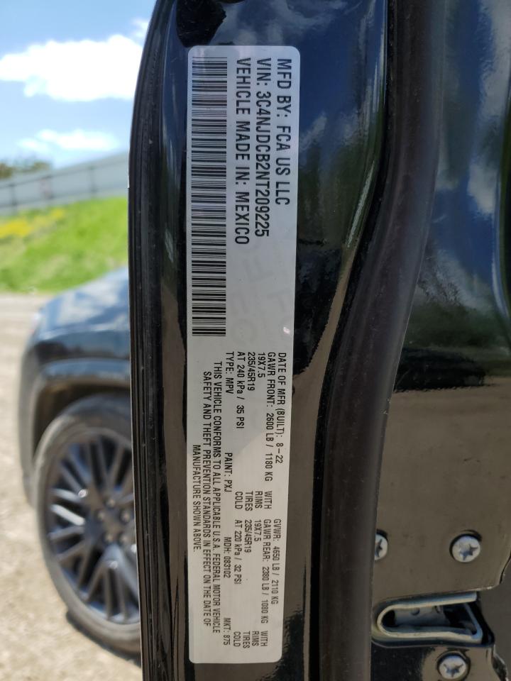 2022 Jeep Compass - Image 13