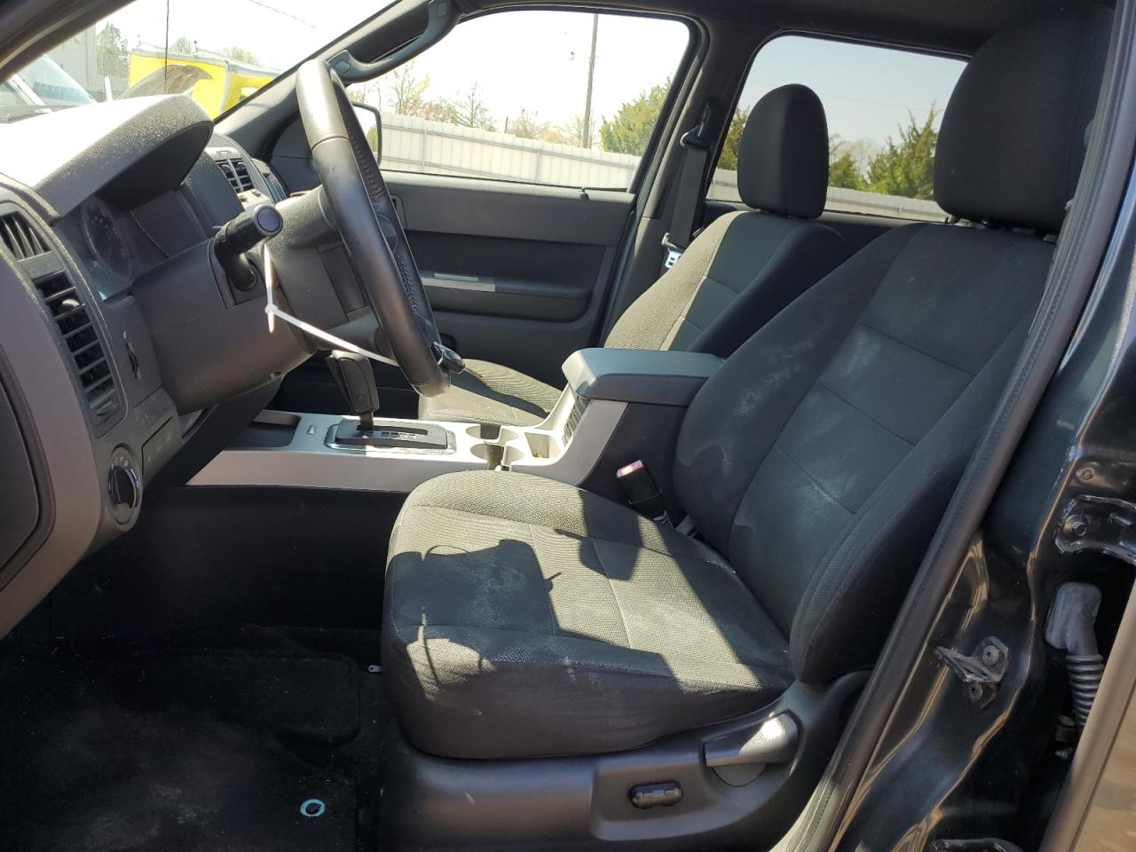 2009 Ford Escape - Image 7