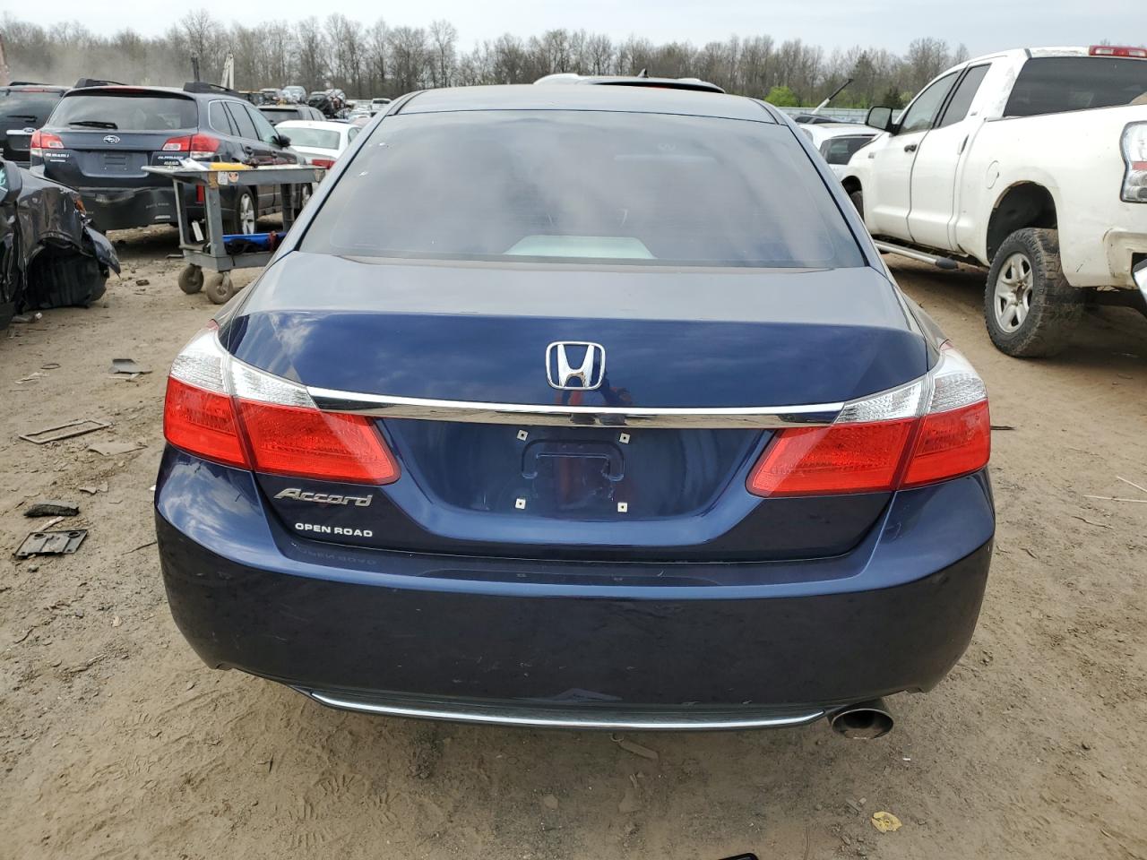 1HGCR2F36DA011957 2013 Honda Accord Lx