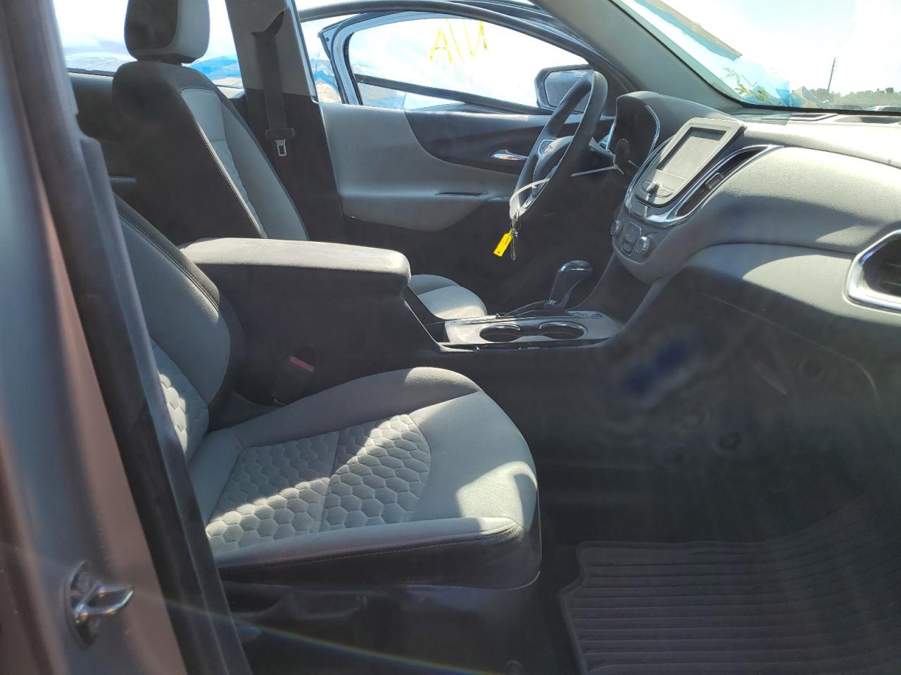 2020 Chevrolet Equinox Lt VIN: 2GNAXKEV1L6130212 Lot: 48281564