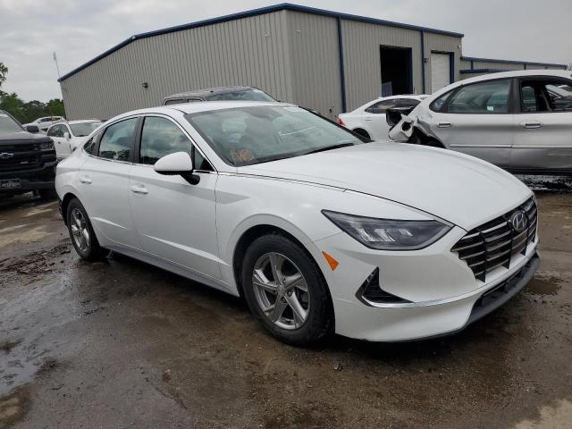 5NPEG4JA8LH010153 Hyundai Sonata SE 4