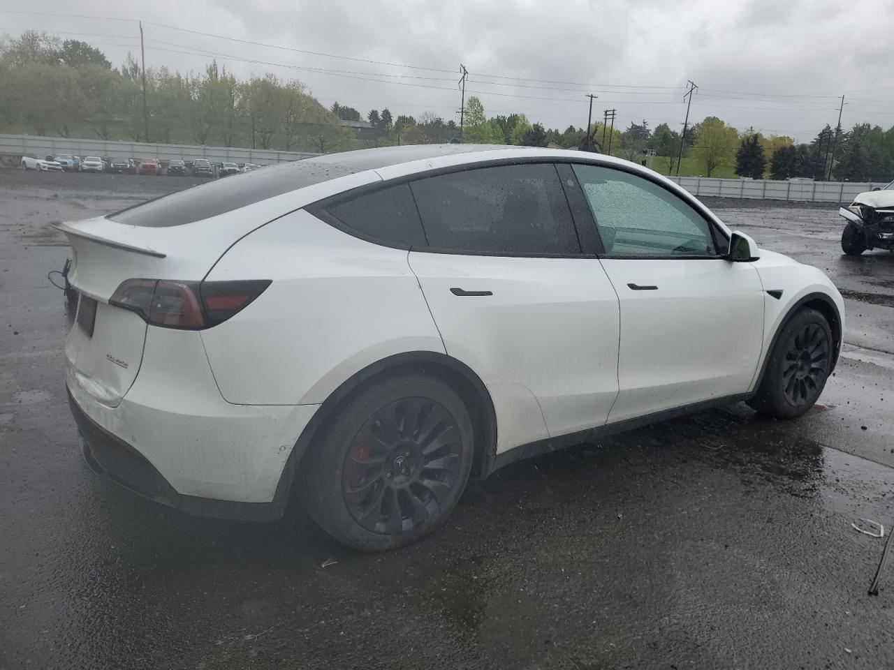 7SAYGDEF3NF364802 2022 Tesla Model Y