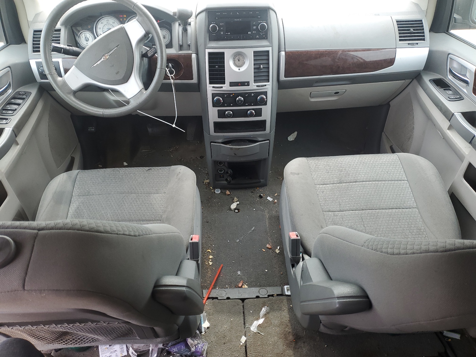 2A4RR5D12AR192956 2010 Chrysler Town & Country Touring