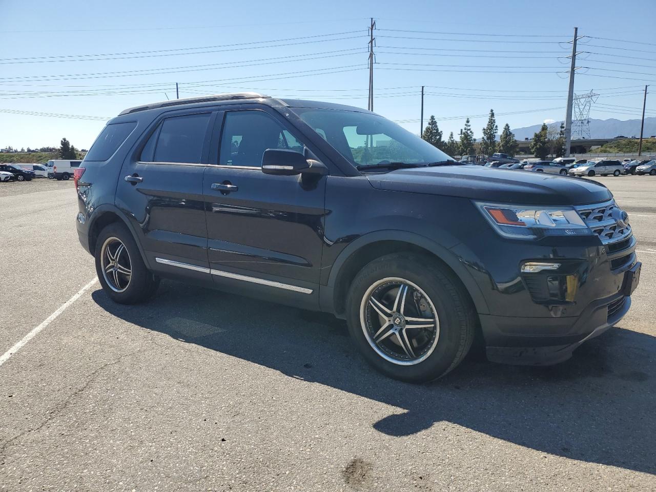 1FM5K7DH8KGB53837 2019 Ford Explorer Xlt