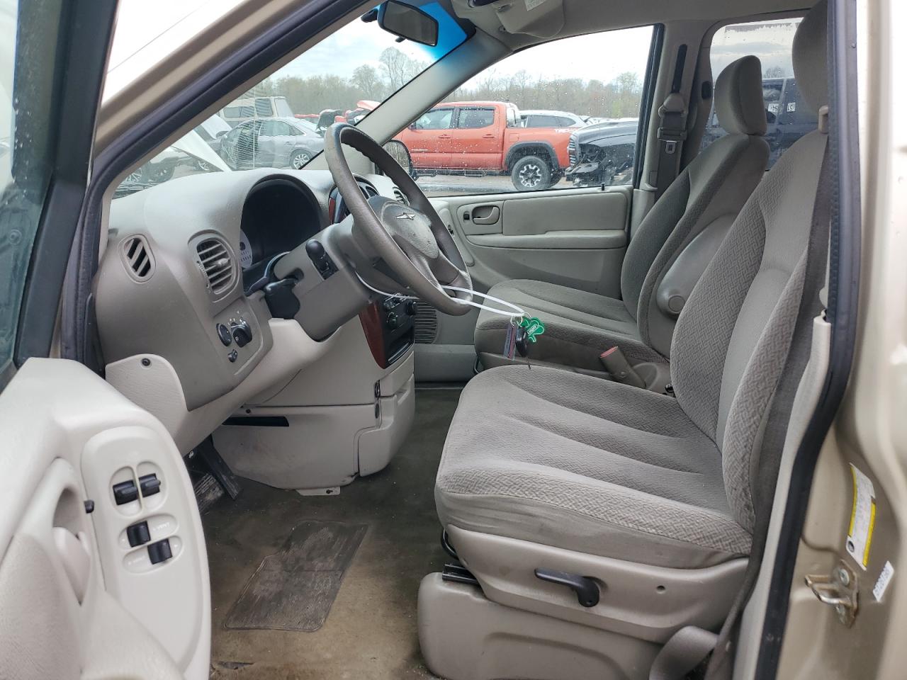 2006 Chrysler Town & Country VIN: 1A4GP45R06B681129 Lot: 51218114