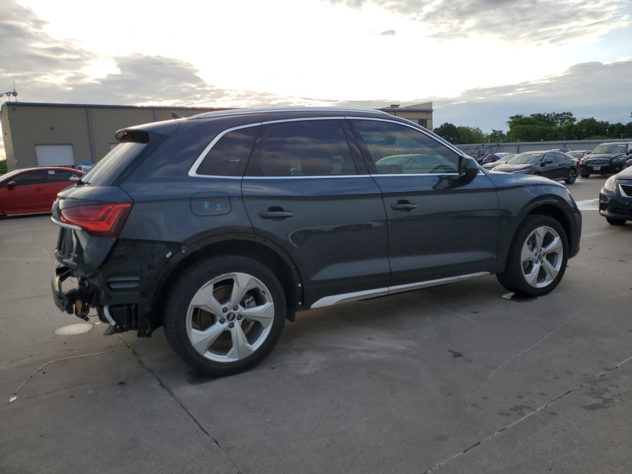 2021 Audi Q5 Premium Plus VIN: WA1BAAFY7M2061777 Lot: 42694224