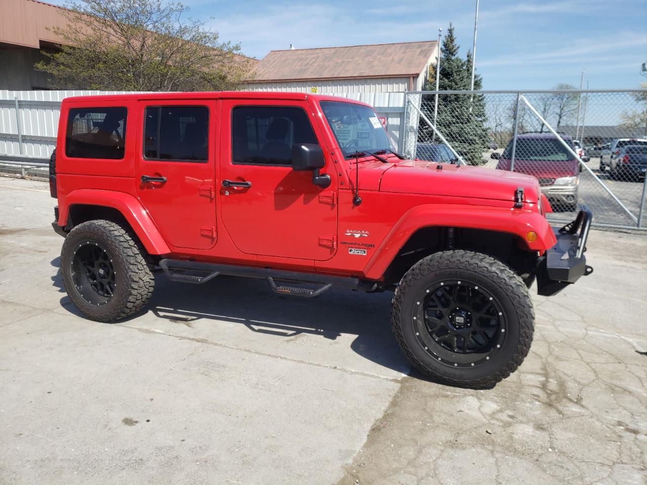 1C4HJWEG5JL893839 2018 Jeep Wrangler Unlimited Sahara