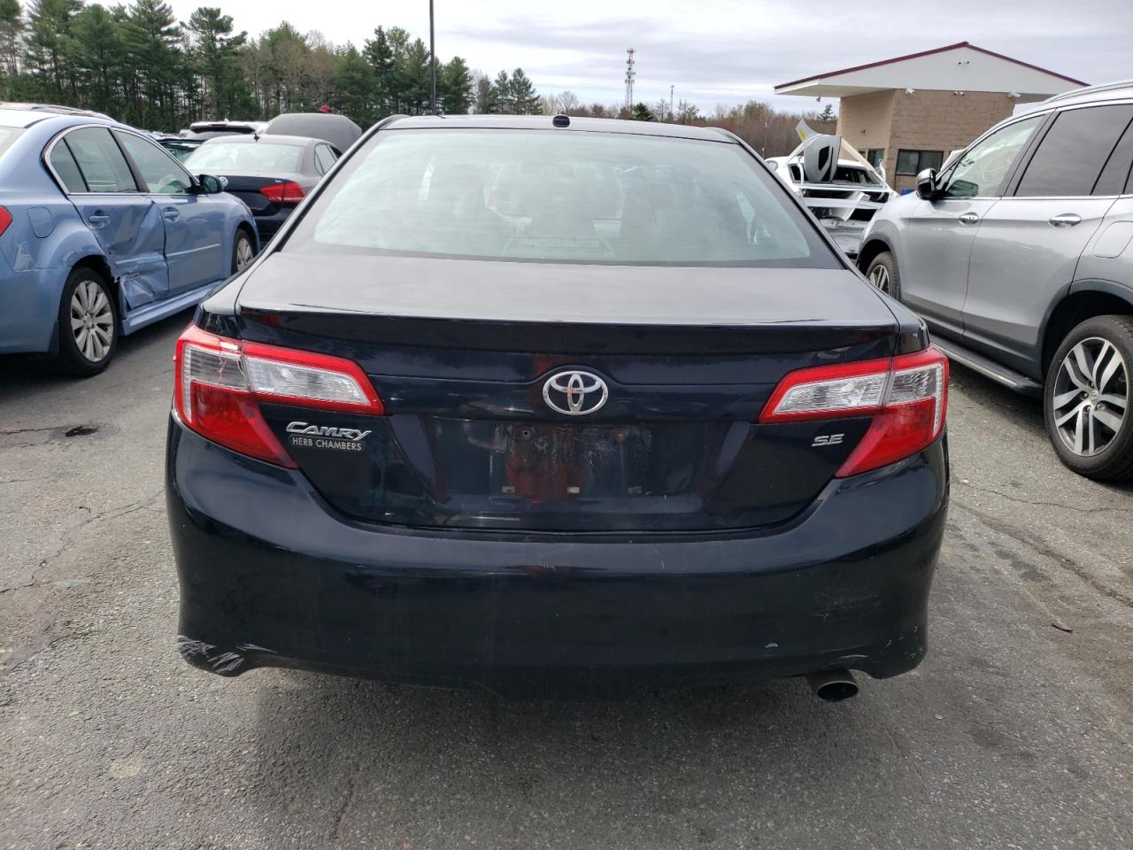 2012 Toyota Camry - Image 6