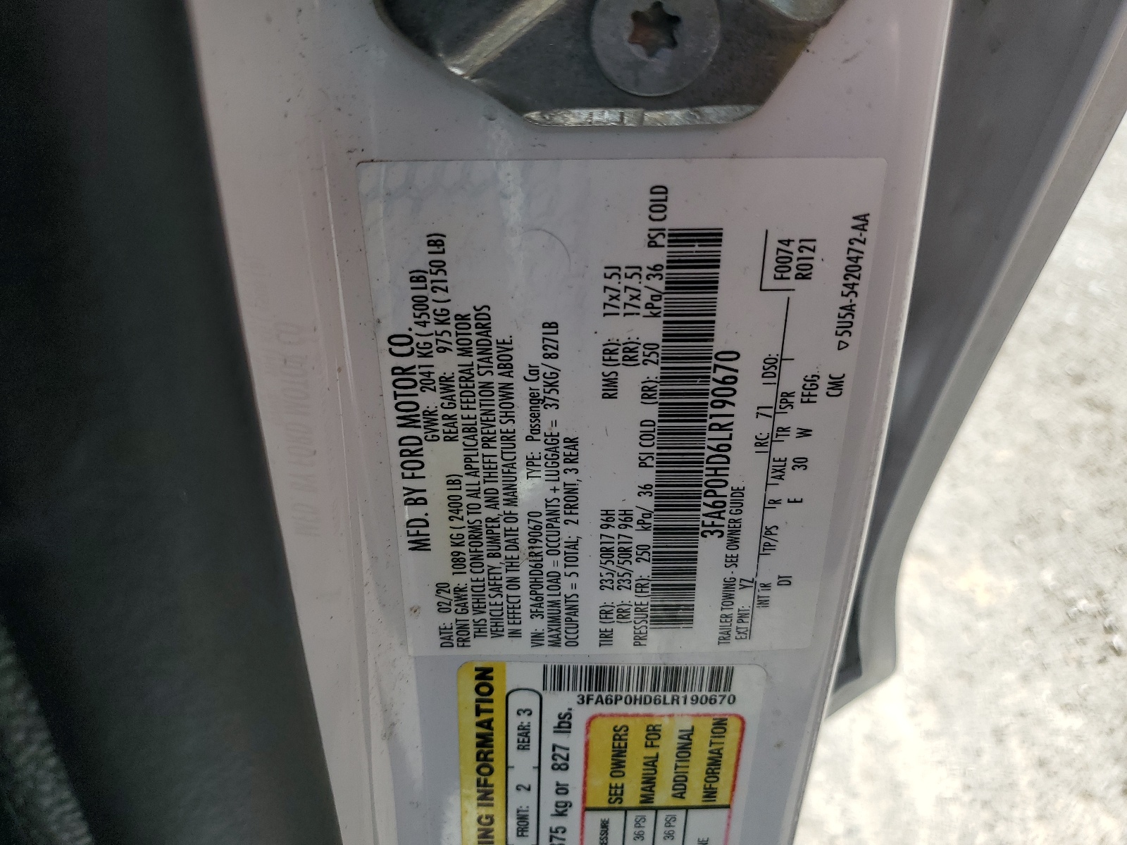 3FA6P0HD6LR190670 2020 Ford Fusion Se