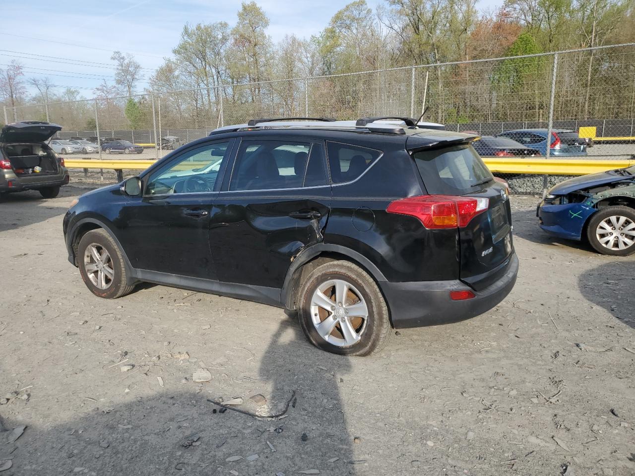 VIN 2T3RFREVXDW020188 2013 TOYOTA RAV4 no.2