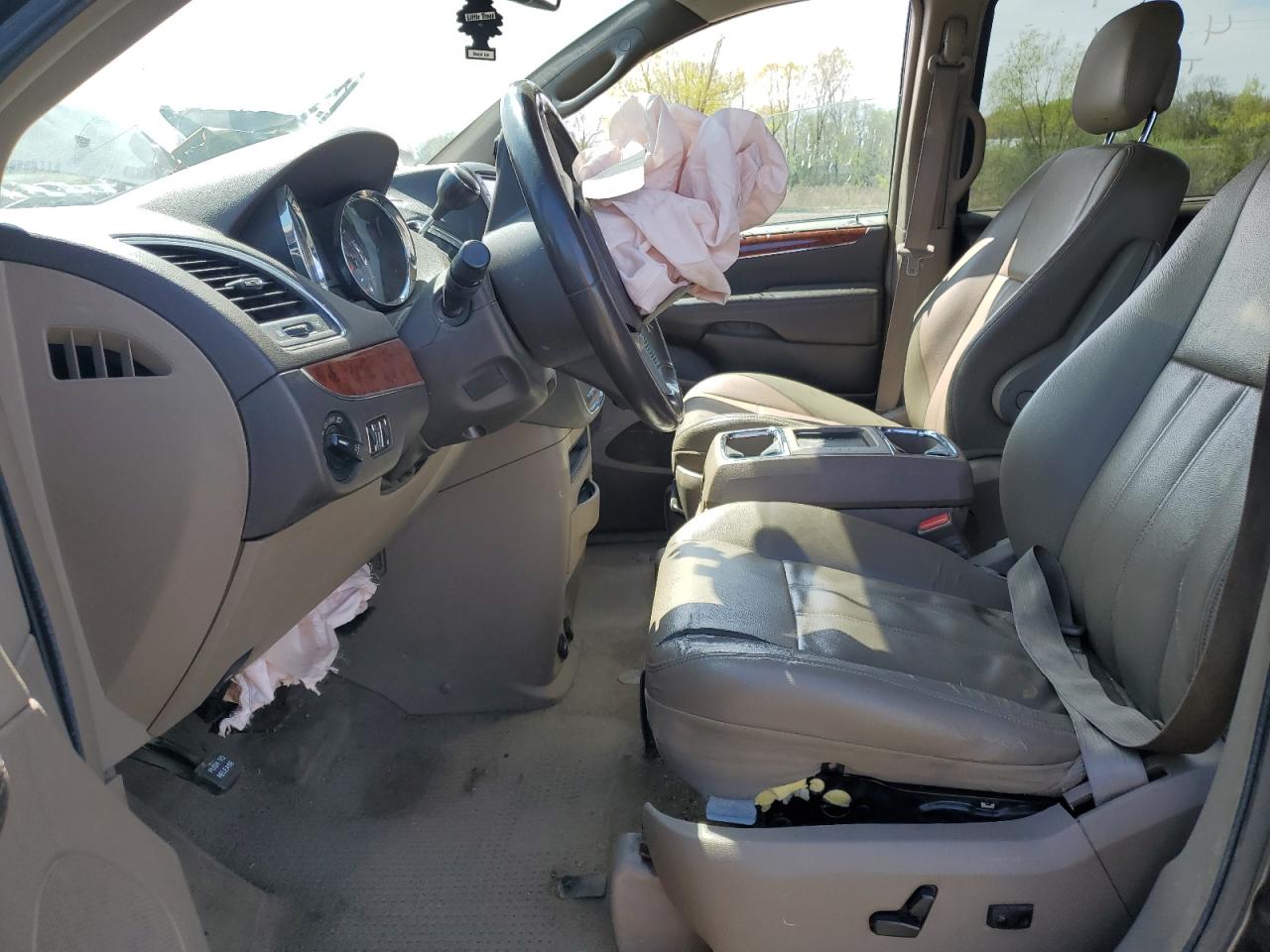 2014 Chrysler Town & Country Touring VIN: 2C4RC1BG2ER413677 Lot: 51936544