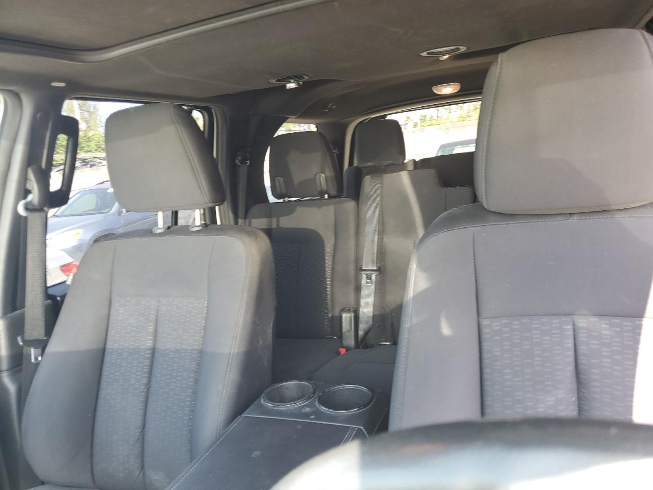 2017 Ford Expedition - Image 10