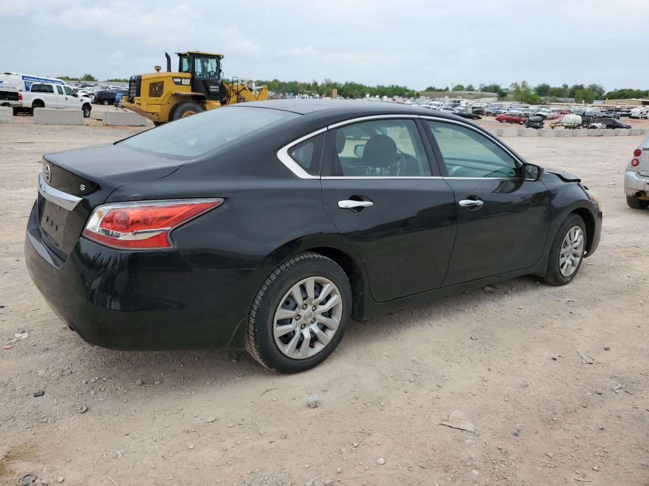 2015 Nissan Altima - Image 3