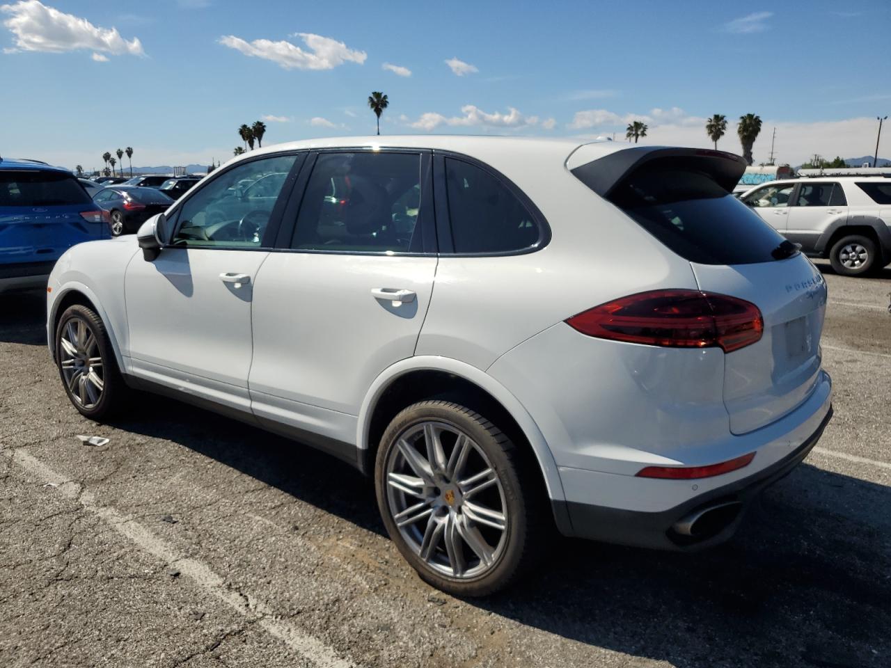 2017 Porsche Cayenne VIN: WP1AA2A28HKA81597 Lot: 51226204