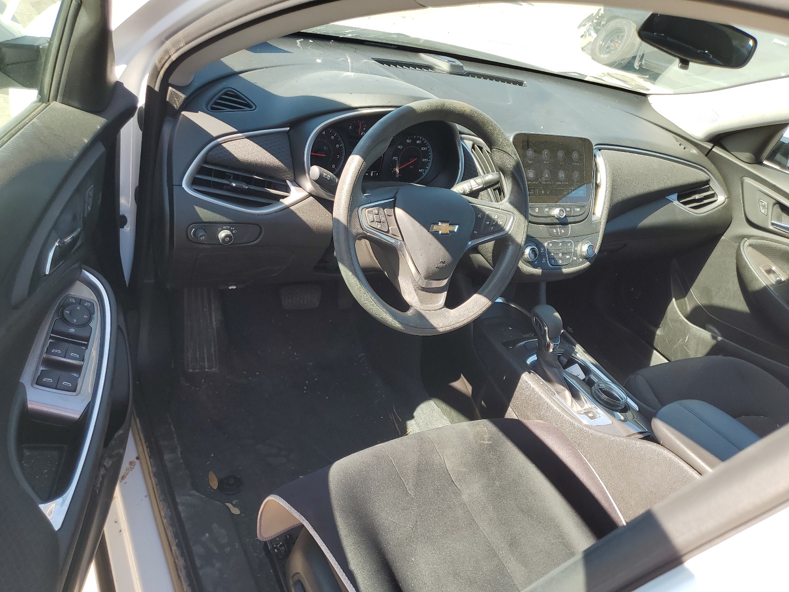 1G1ZD5ST5NF141921 2022 Chevrolet Malibu Lt