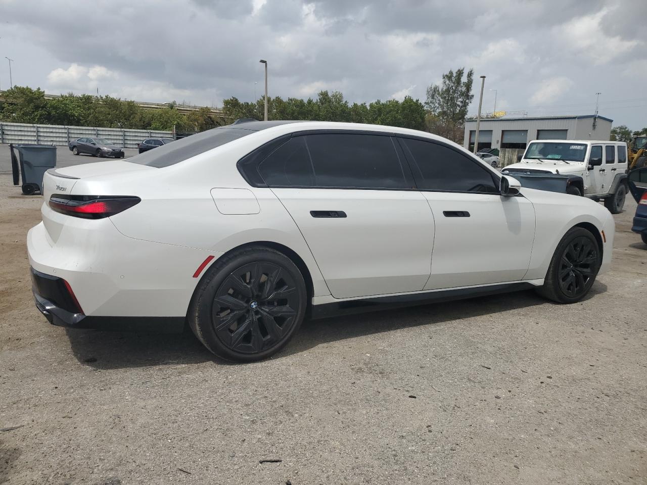 2023 BMW 760 Xi VIN: WBA33EJ06PCL98689 Lot: 49034534