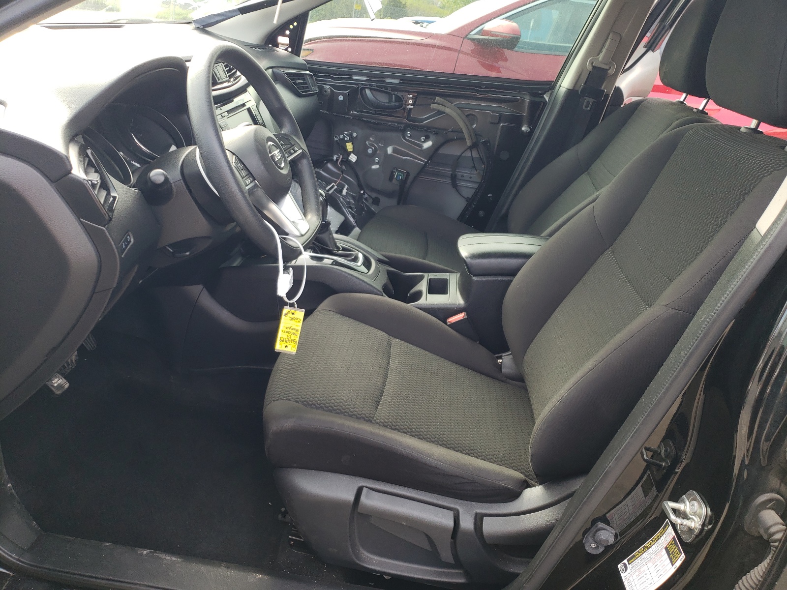 JN1BJ1CR2KW623824 2019 Nissan Rogue Sport S