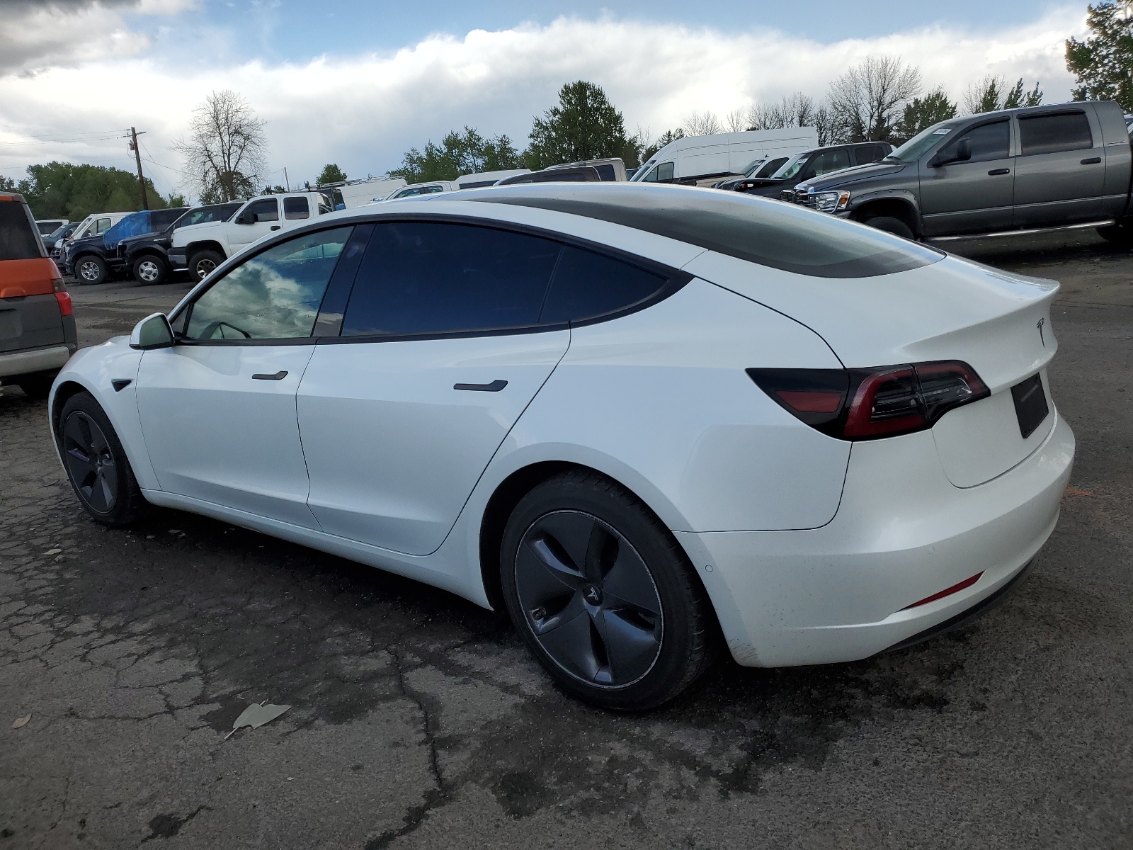 2021 Tesla Model 3 vin: 5YJ3E1EA1MF093527