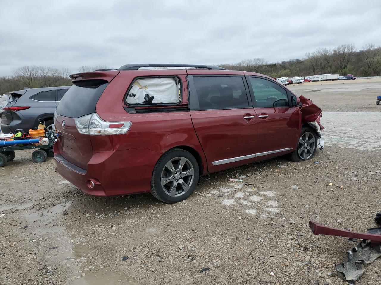 2017 Toyota Sienna Se VIN: 5TDXZ3DC1HS893198 Lot: 49231554